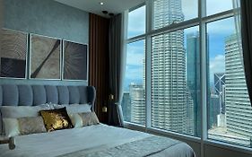 Sky Suites Klcc By Luna Suites